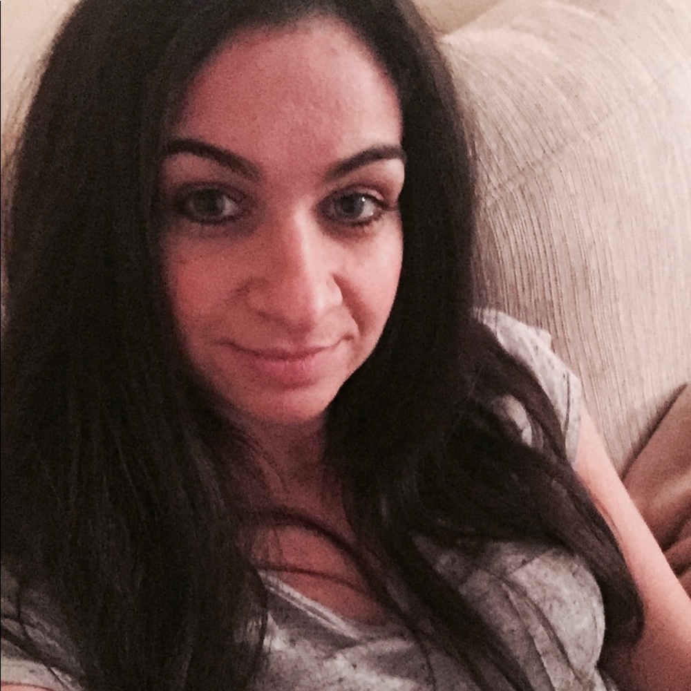 Meet your Posher, Nicole